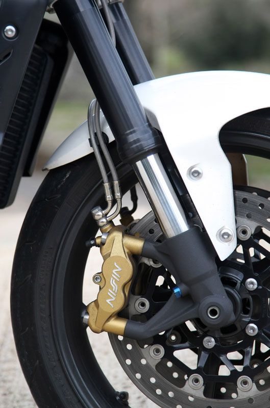 Comparativa Naked Triumph