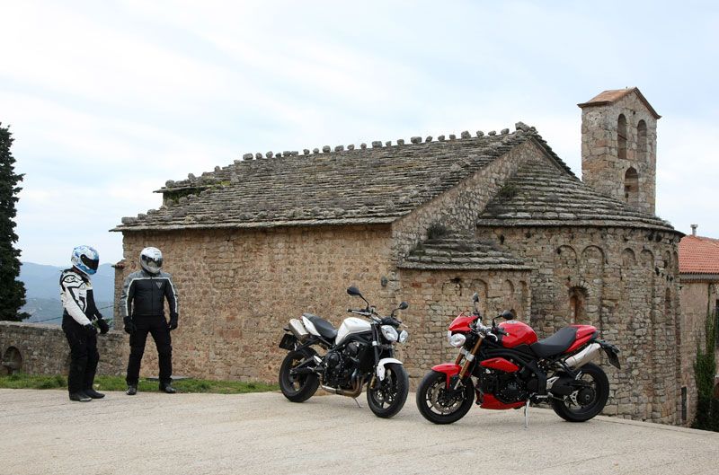 Comparativa Naked Triumph