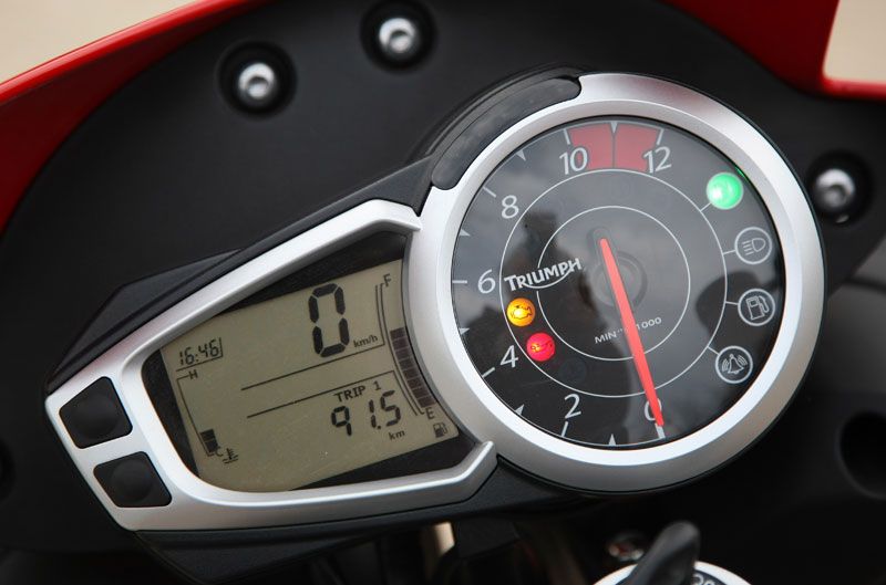 Comparativa Naked Triumph