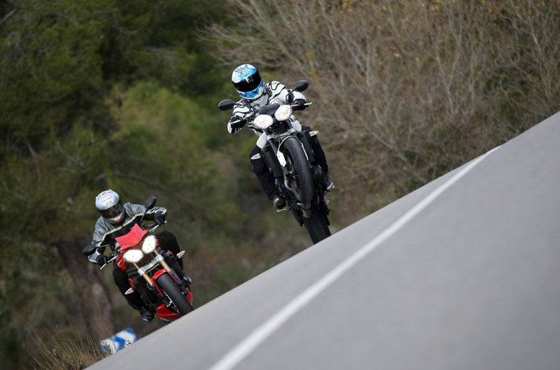 Comparativa Naked Triumph