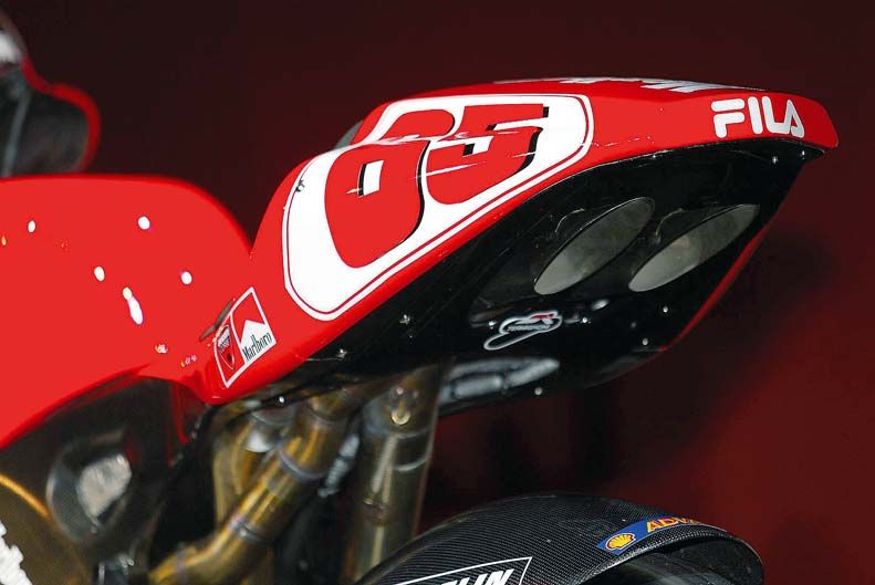 Ducati Desmosedici MotoGP 2004
