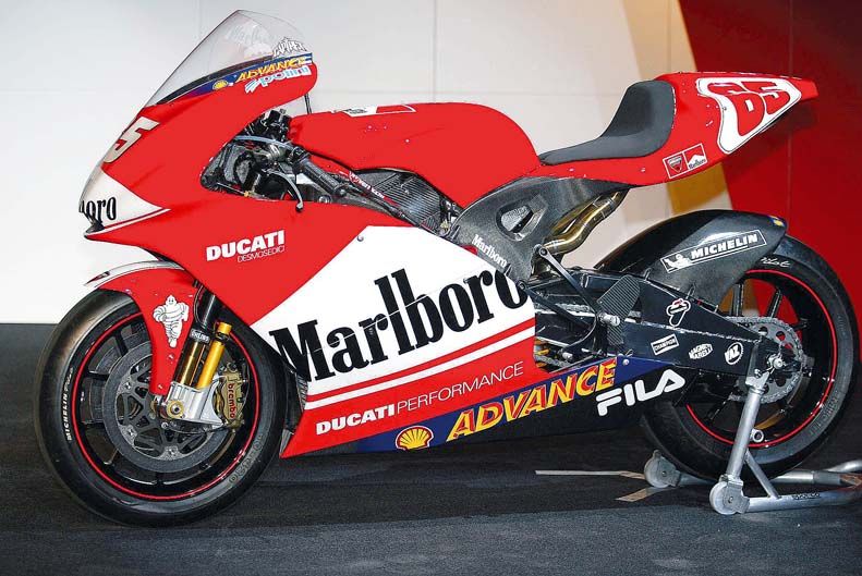 Ducati Desmosedici MotoGP 2004