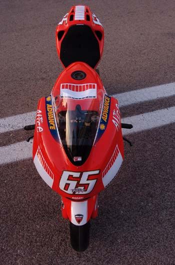 Ducati Desmosedici MotoGP 2005