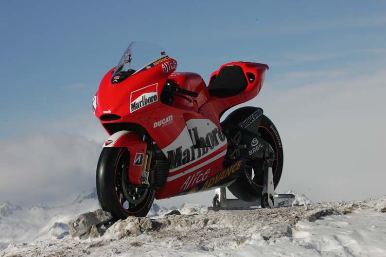 Ducati Desmosedici MotoGP 2005