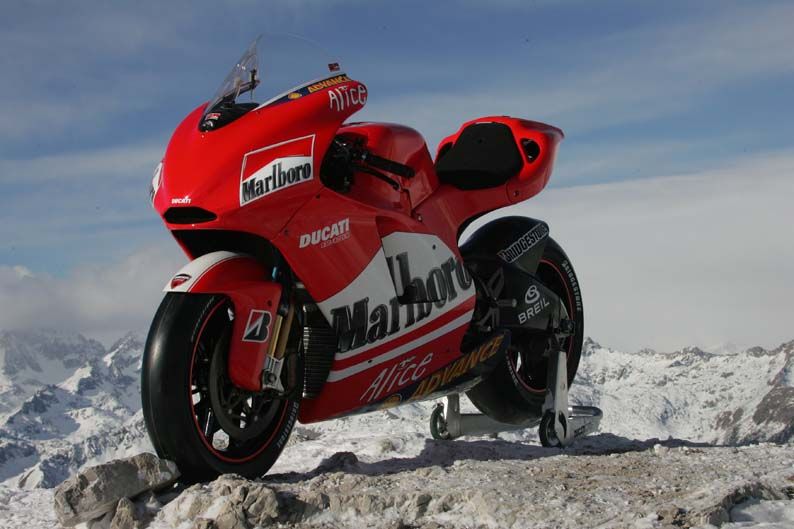 Ducati Desmosedici MotoGP 2005