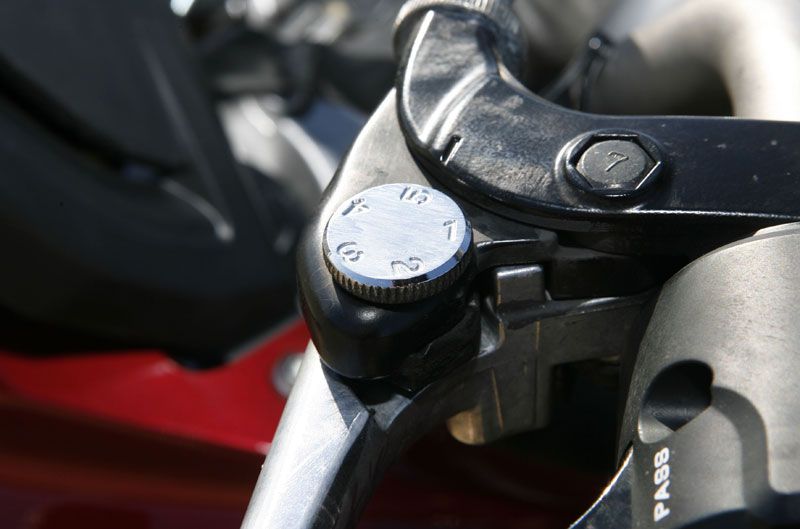 Honda NC700X y Kawasaki Versys 650