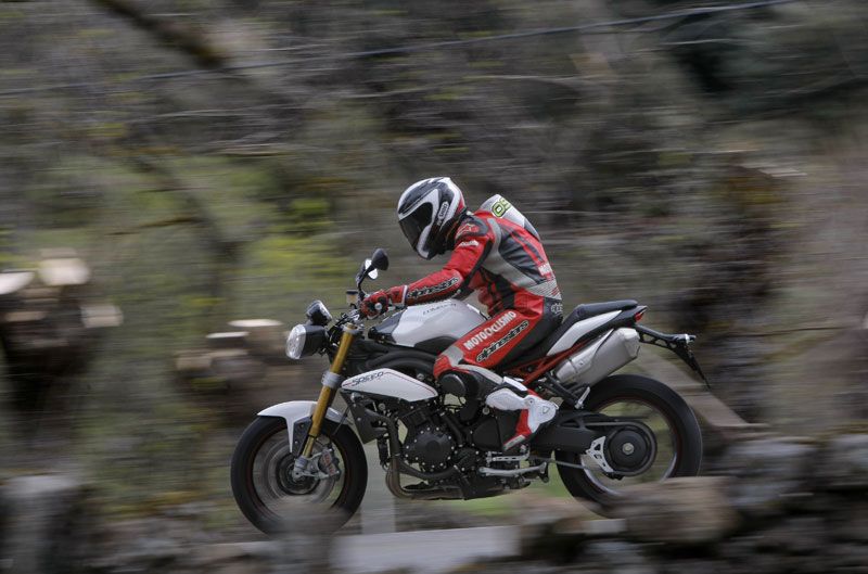 Triumph Speed Triple R 2012