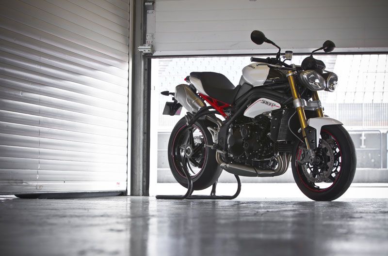 Triumph Speed Triple R 2012