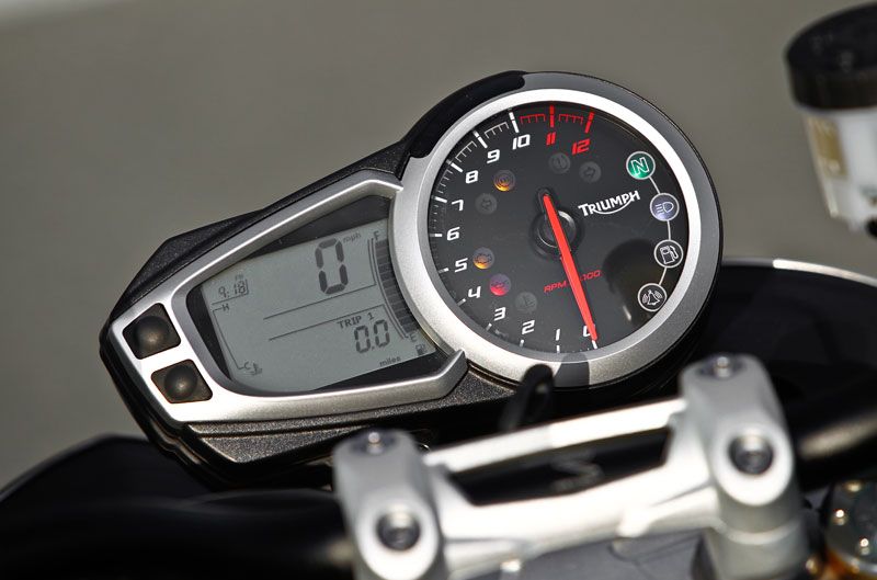 Triumph Speed Triple R 2012