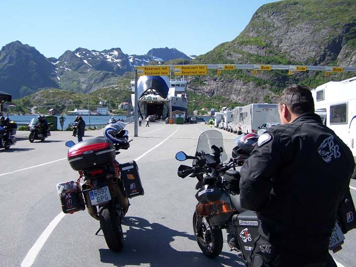 Turismo Cabo Norte en moto