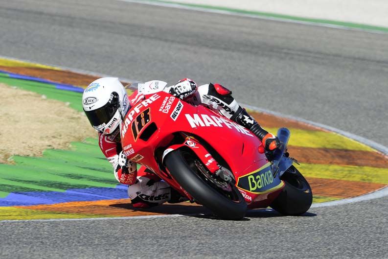 Entrenamientos Moto2 y Moto3 en Valencia