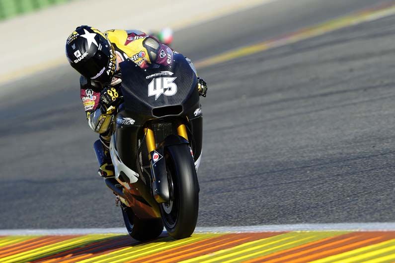 Entrenamientos Moto2 y Moto3 en Valencia