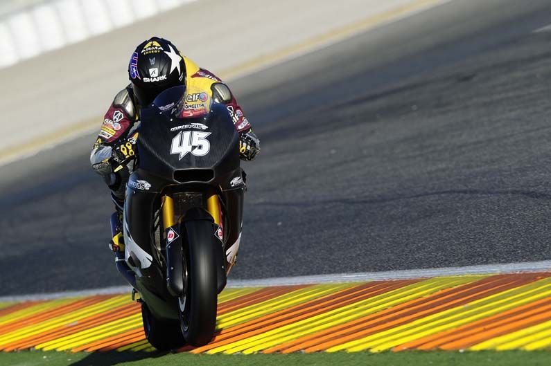 Entrenamientos Moto2 y Moto3 en Valencia