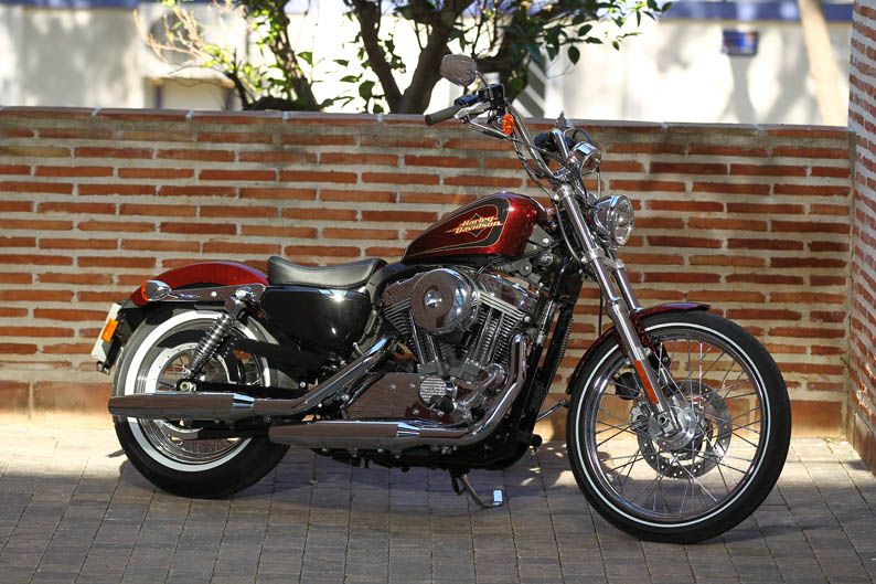Harley-Davidson Sportster 72 2012