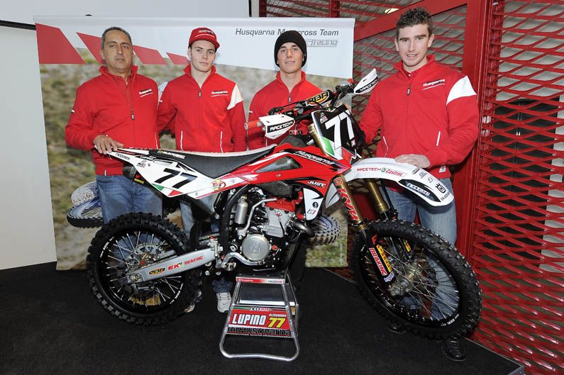 Equipo Husqvarna 2012 enduro motocross