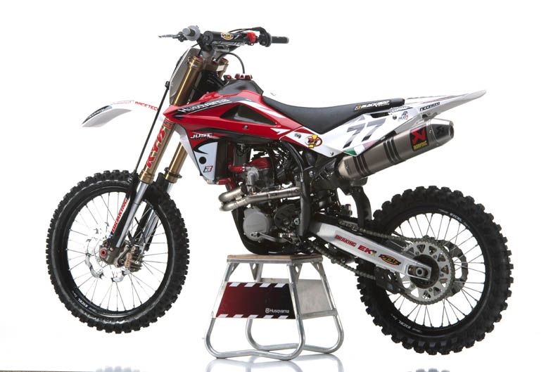 Equipo Husqvarna 2012 enduro motocross