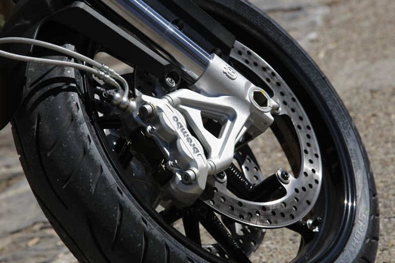 supermotard-prueba-husqvarna-ducati-aprilia-060312 (3)