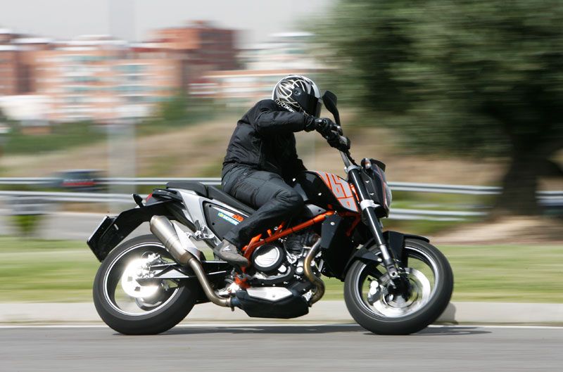 KTM Duke 690 2012