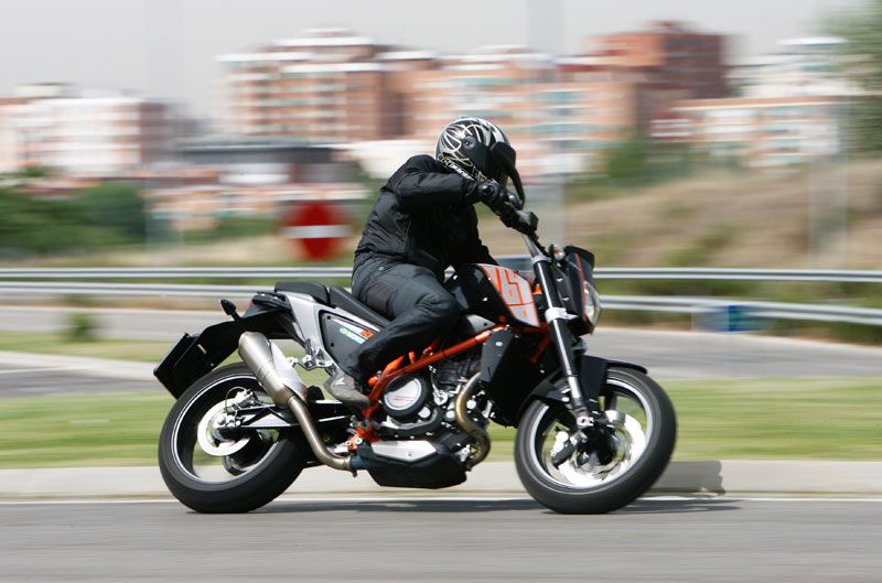 KTM Duke 690 2012