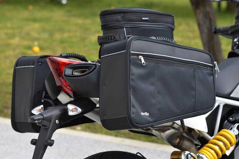Aprilia Dorsoduro 1200 2012