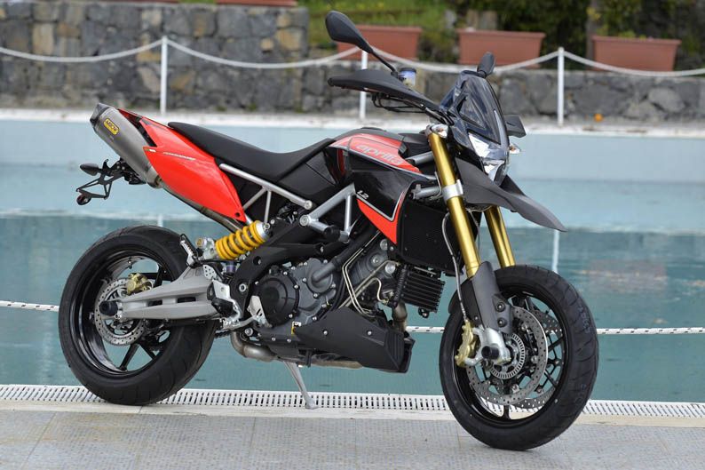 Aprilia Dorsoduro 1200 2012