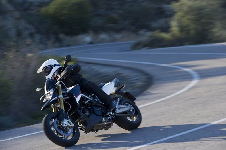 Aprilia Dorsoduro 1200 2012