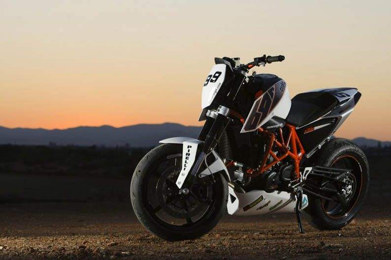 KTM 690 Duke Track