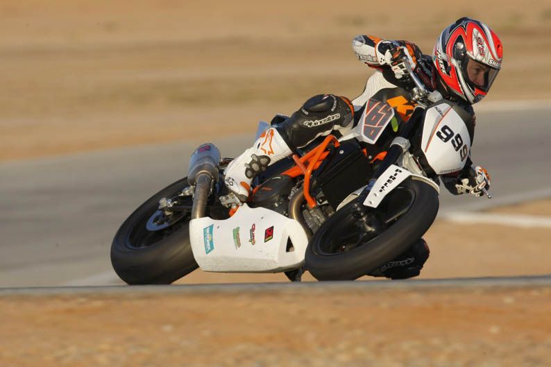 KTM 690 Duke Track