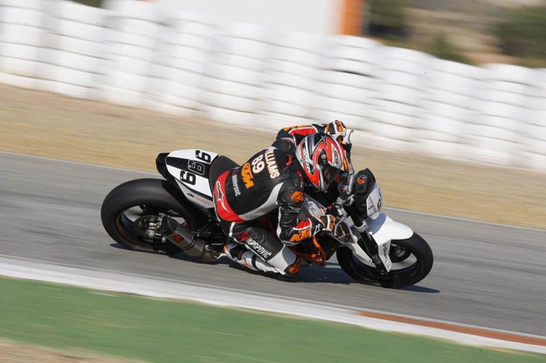 KTM 690 Duke Track