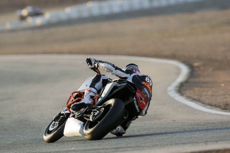 KTM 690 Duke Track