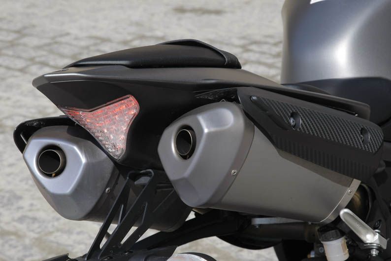 Yamaha YZF-R1 2012