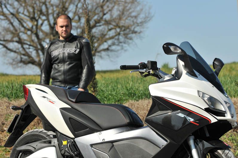 Aprilia SRV 850