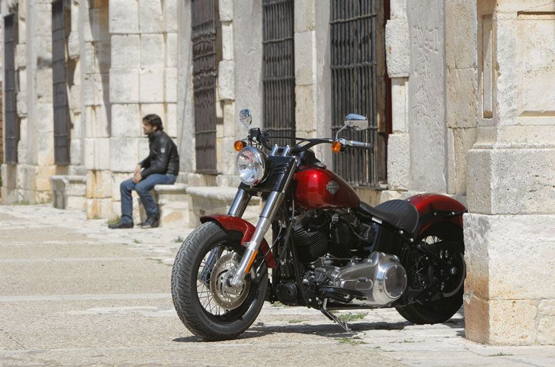 Harley-Davidson FLS Softal Slim