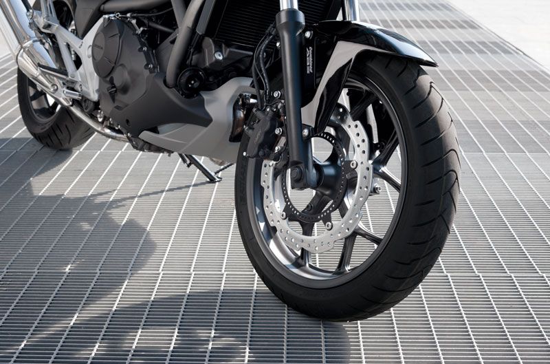 Honda NC700S.