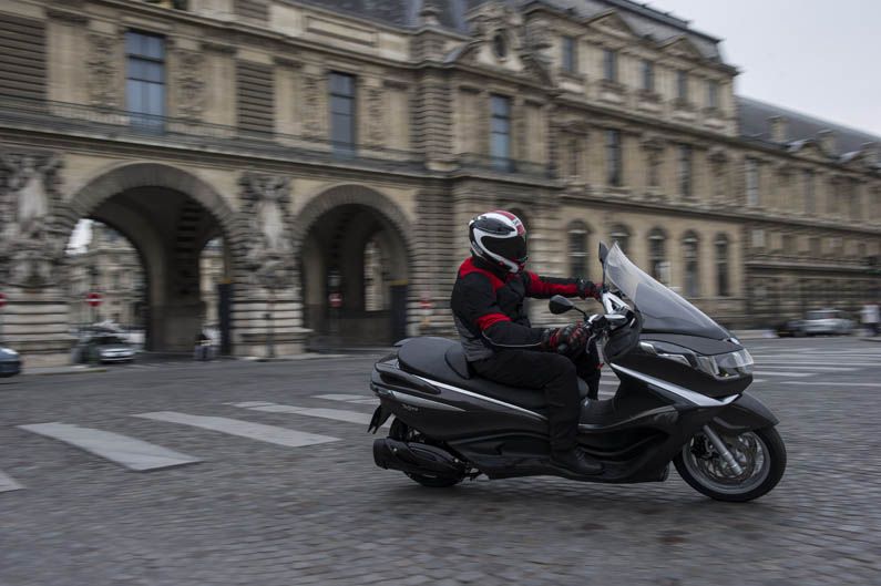 Piaggio X10 2012