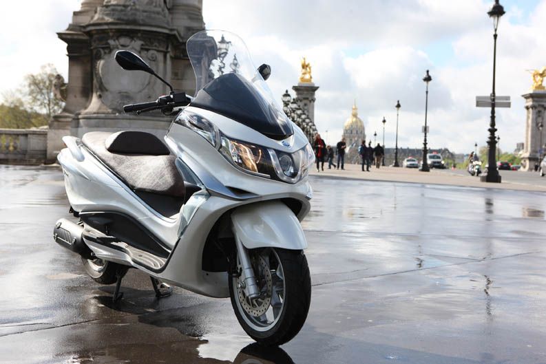 Piaggio X10 2012