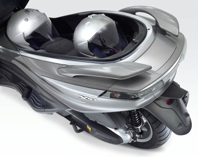 Piaggio X10 2012