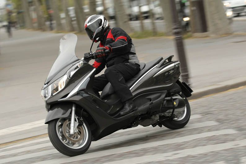 Piaggio X10 2012