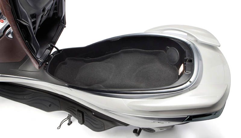 Piaggio X10 2012