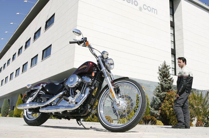 Harley-Davidson 72