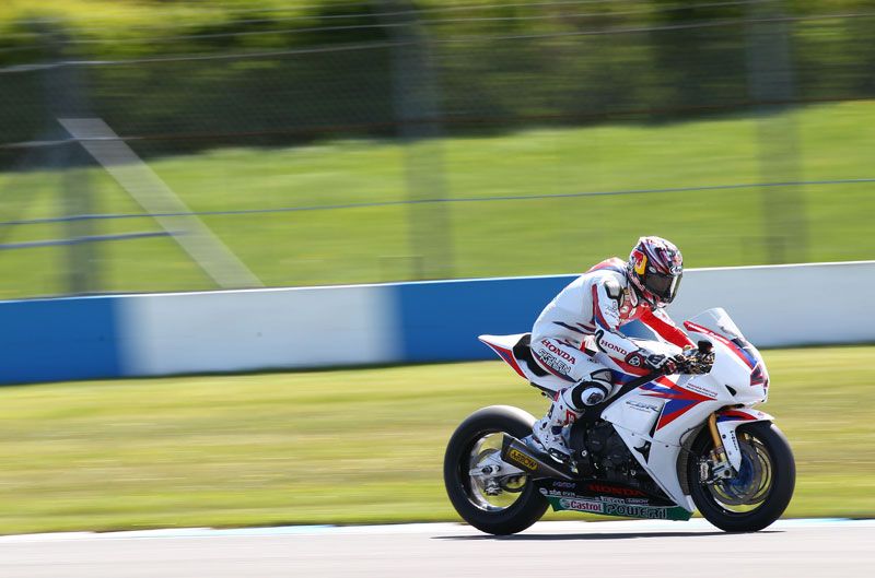 Aoyama. Mundial SBK Donington 2012