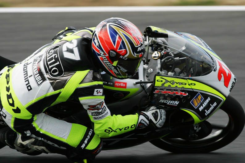 Casey Stoner. Aprilia. 2003