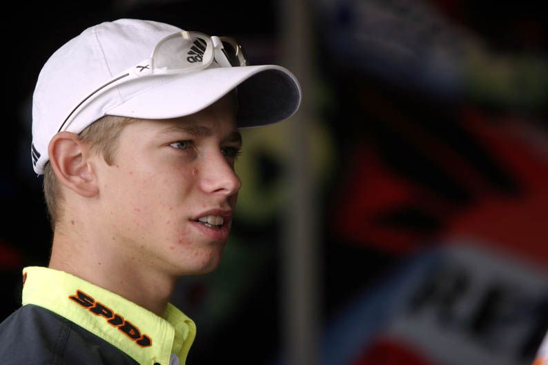 Casey Stoner. Aprilia. 2003