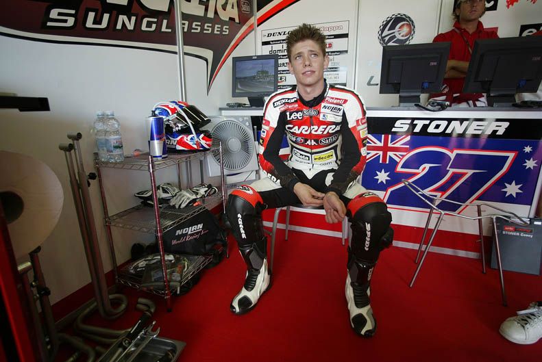 Casey Stoner. Aprilia. 2005