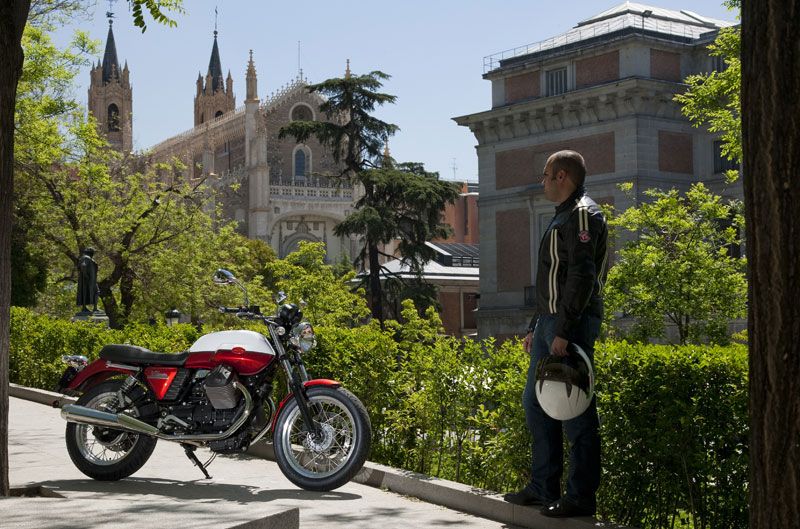 Moto Guzzi V7 Special