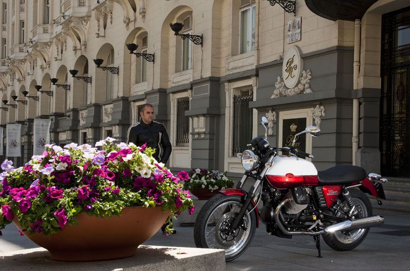 Moto Guzzi V7 Special