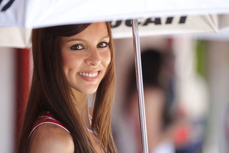 Las chicas del GP de Cataluña de MotoGP 2012