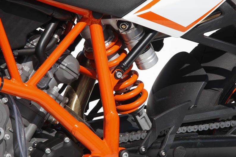 Comparativa streetfighter: Aprilia, KTM MV Agusta y Triumph