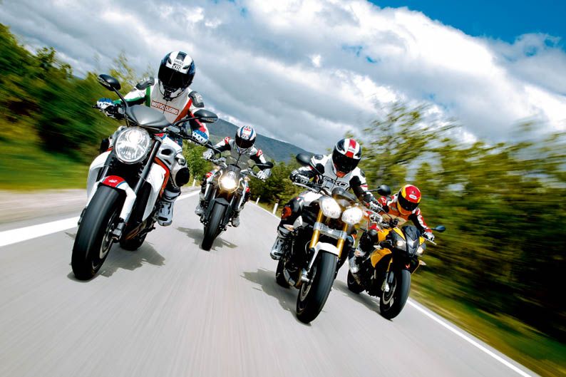 Comparativa streetfighter: Aprilia, KTM MV Agusta y Triumph