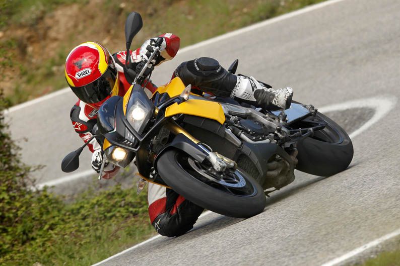 Comparativa streetfighter: Aprilia, KTM MV Agusta y Triumph